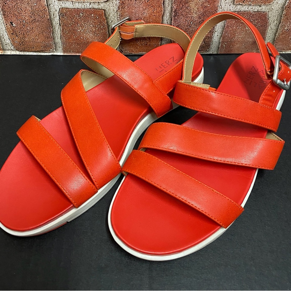 Naturalizer Sandals